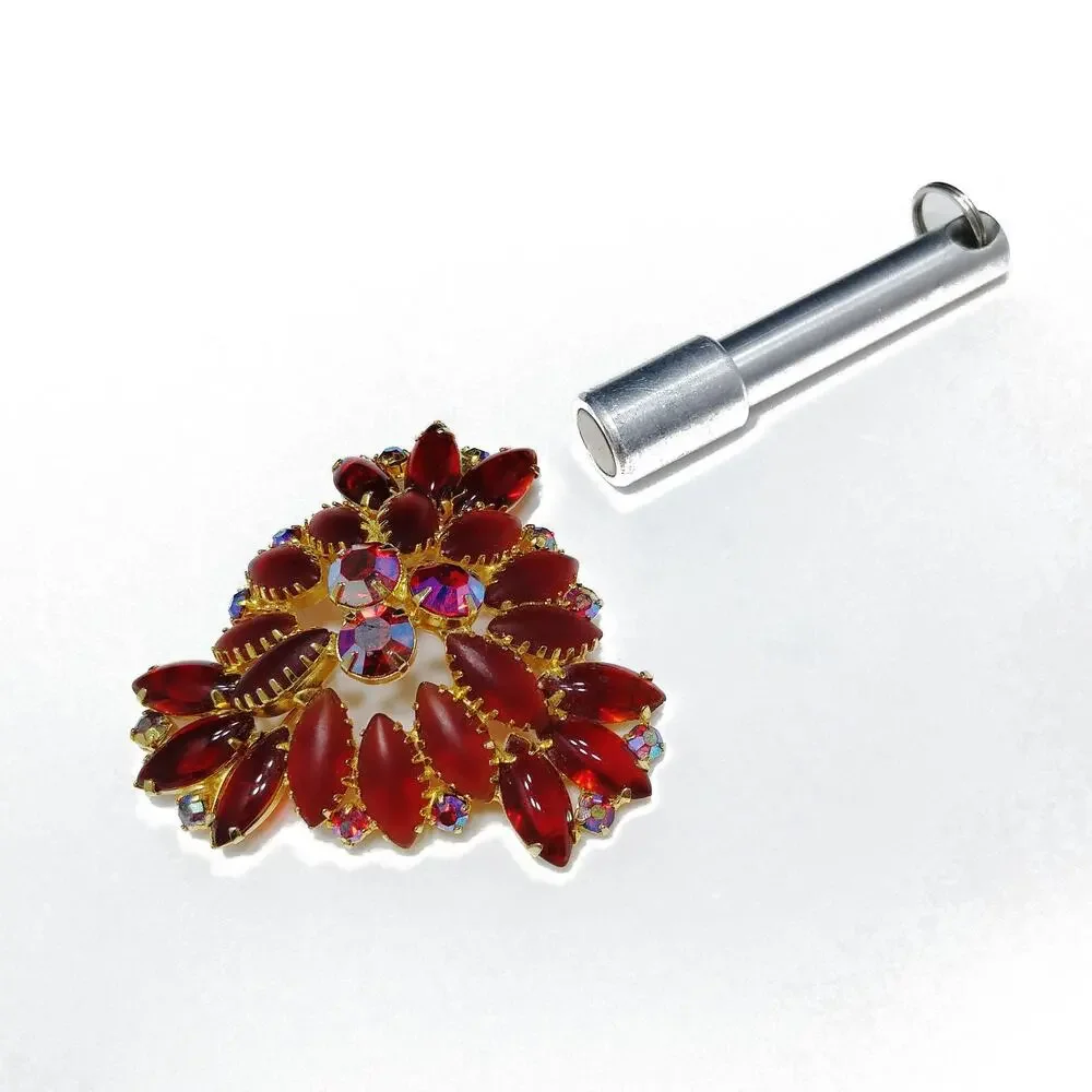 Red Art Glass & Rhinestone Brooch, Gold Plated, Juliana Style, 1960s Vintage